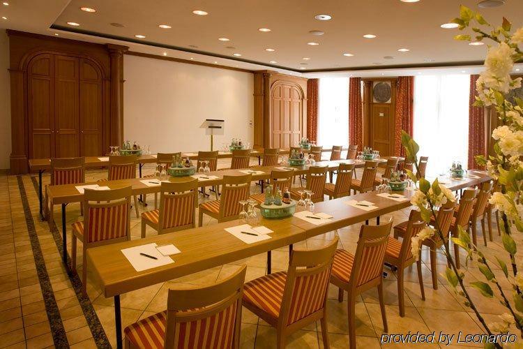 Hotel Römischer Kaiser Trier Einrichtungen foto